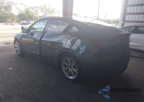 2021 Tesla Model Y Long Range Dual Motor All-Wheel Drive из США, поврежденный, VIN 5YJYGDEEXMF301828